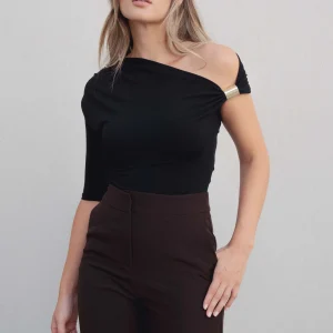 TOP ASIMÉTRICO APLIQUE