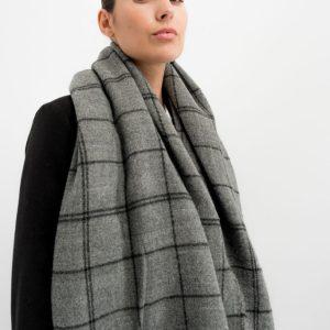 Bufanda gris cuadros